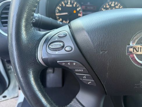Used 2016 Nissan Pathfinder Platinum image 20
