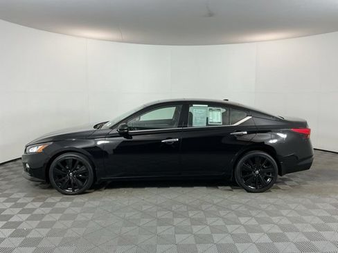 Used 2019 Nissan Altima 2.5 Platinum AWD/4WD image 8