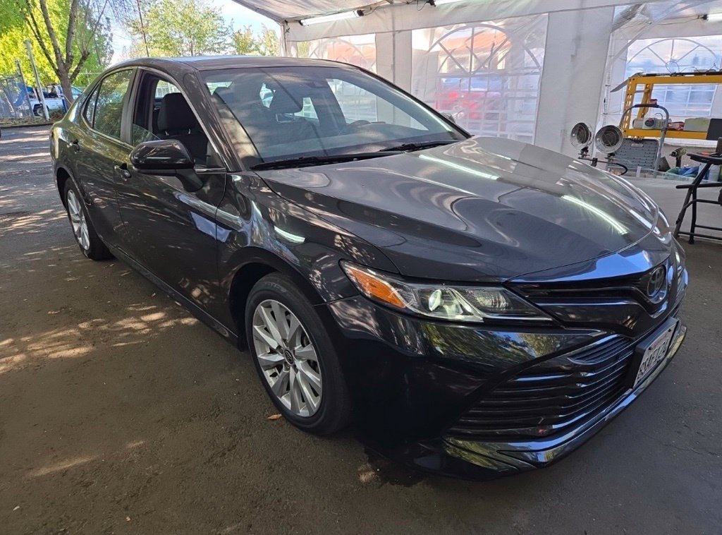 Used 2020 Toyota Camry LE FWD image 2