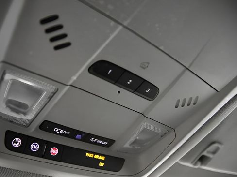 Used 2019 GMC Acadia SLT image 33