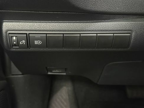 Used 2024 Toyota Corolla LE FWD image 9