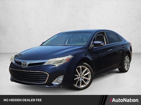 Used 2013 Toyota Avalon Limited w/ Technology Pkg FWD image 1