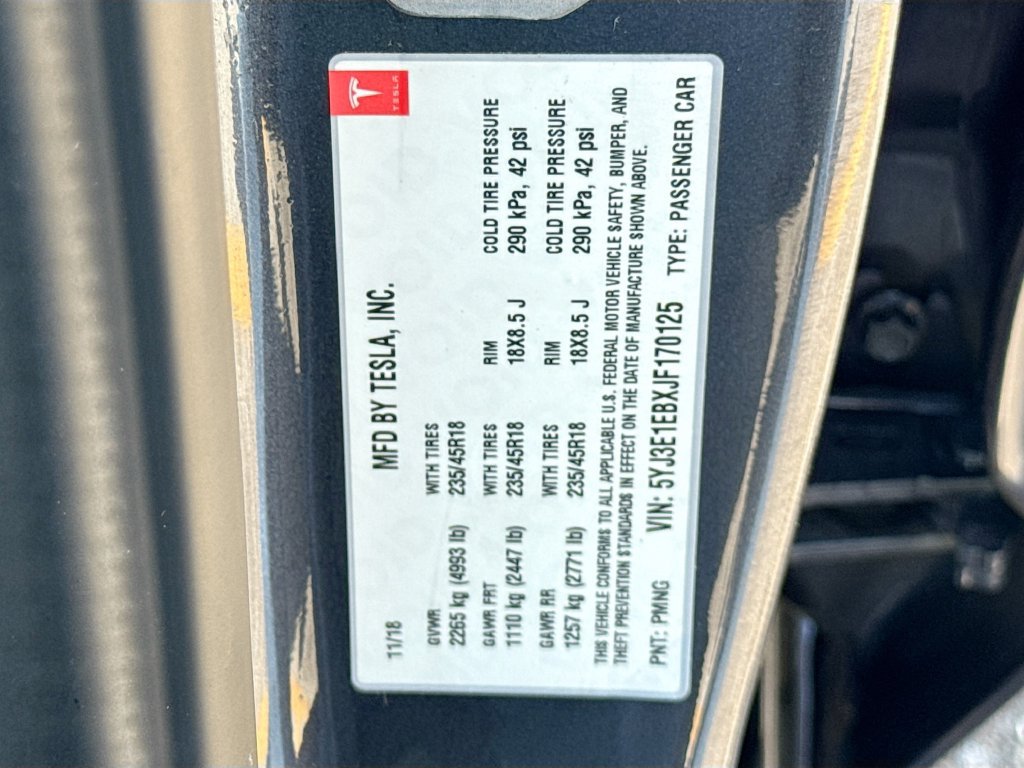 Used 2018 Tesla Model 3 Long Range AWD/4WD image 32
