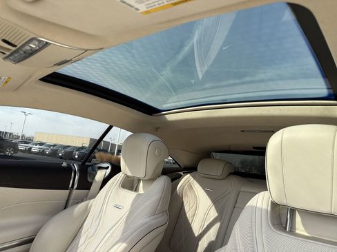 Used 2016 Mercedes-Benz S 63 AMG 4MATIC Coupe image 21