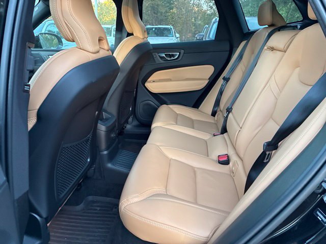 Used 2024 Volvo XC60 T8 Ultimate w/ Protection Package Premier AWD/4WD image 24