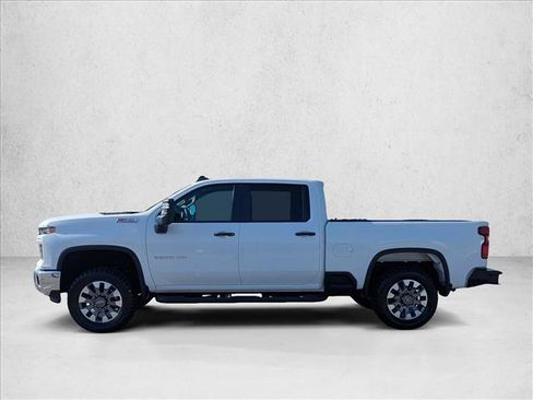 Used 2024 Chevrolet Silverado 2500 Custom w/ Custom Value Package AWD/4WD image 8