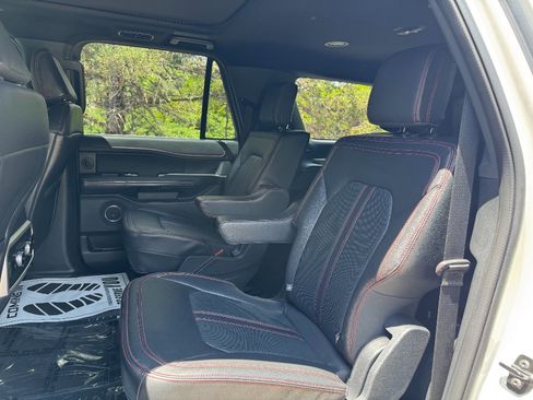 Used 2022 Ford Expedition Max Limited AWD/4WD image 21