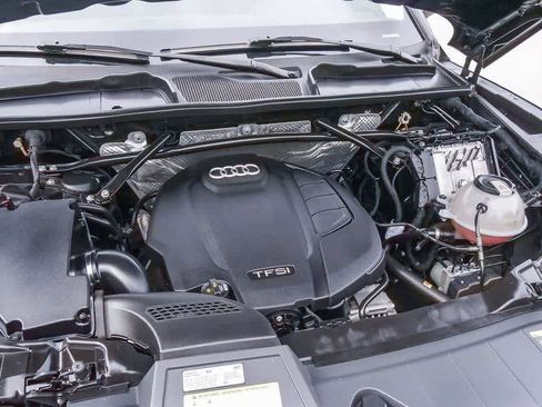 Used 2018 Audi Q5 Premium image 25