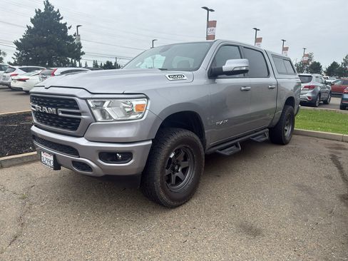Used 2022 RAM 1500 Big Horn AWD/4WD image 1