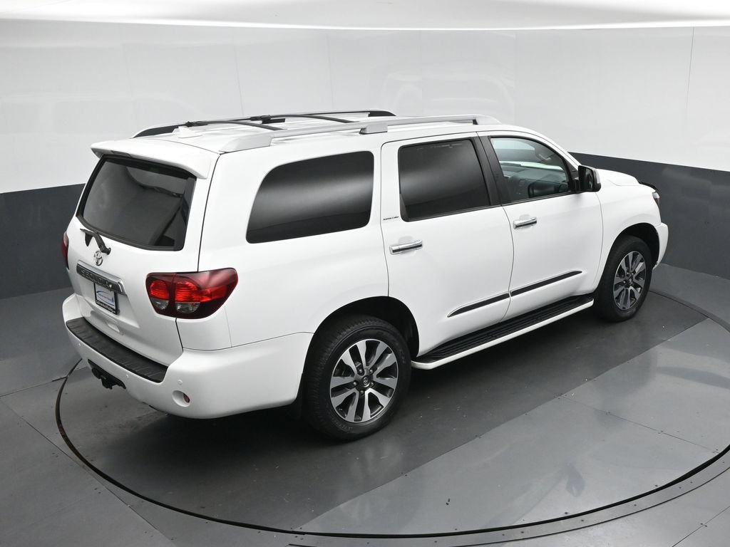 Used 2019 Toyota Sequoia Limited w/ Safety & Convenience Package AWD/4WD image 83