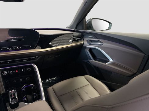 Certified 2025 Audi Q5 Premium w/ Premium Plus AWD/4WD image 24