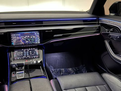 Used 2020 Audi A8 L 4.0T w/ Executive Package image 28