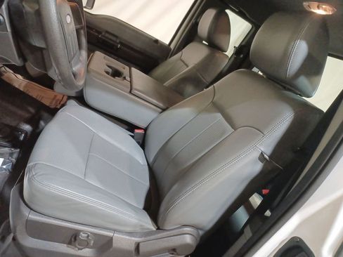 Used 2013 Ford F250 XL w/ PWR Equipment Group image 13