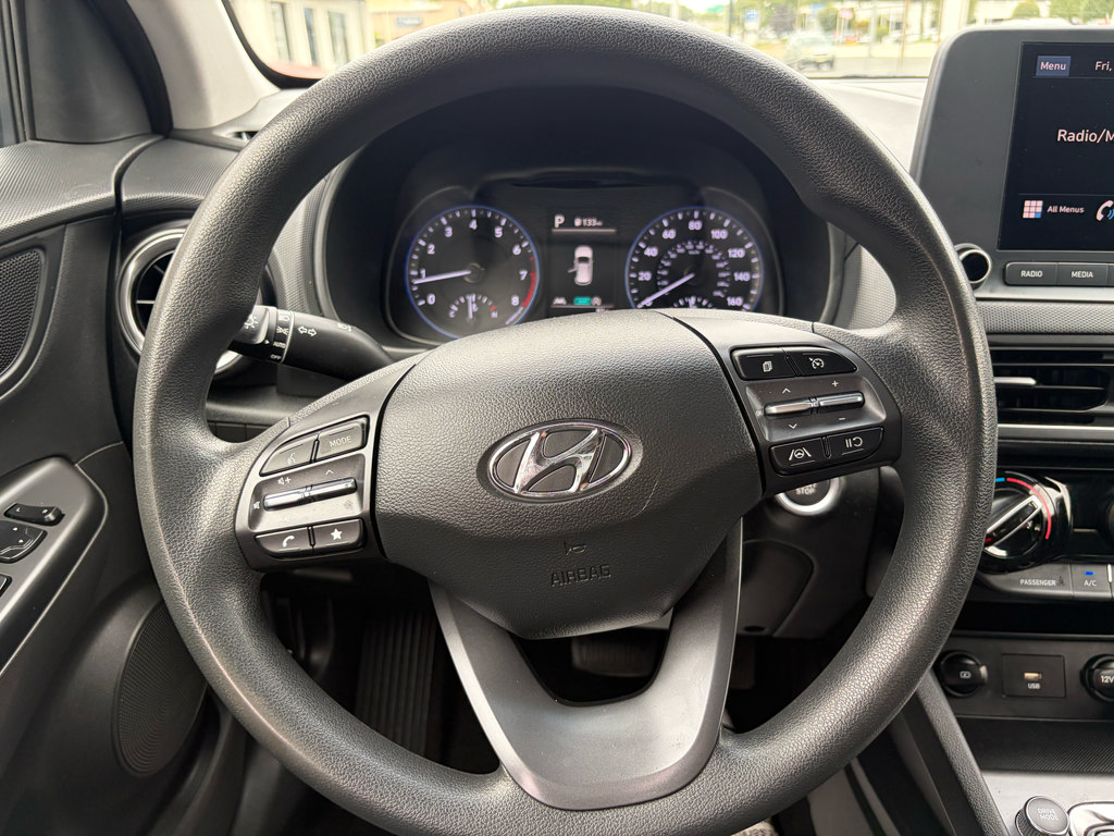 Used 2023 Hyundai Kona SEL AWD/4WD image 17