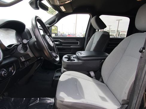 Used 2024 RAM 2500 Big Horn AWD/4WD image 6