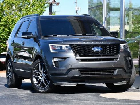 Used 2018 Ford Explorer Sport w/ Equipment Group 401A AWD/4WD image 5
