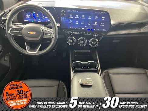 Used 2024 Chevrolet Blazer EV LT AWD/4WD image 21