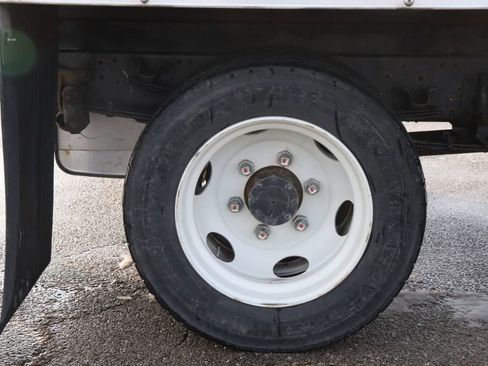 Used 2023 Chevrolet Low Cab Forward 5500XD image 46