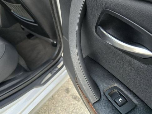 Used 2009 BMW 328i Sedan image 43