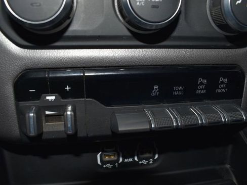 Used 2022 RAM 2500 Big Horn w/ Level 1 Equipment Group image 27