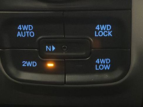 Used 2019 RAM 1500 Laramie w/ Convenience Group AWD/4WD image 29