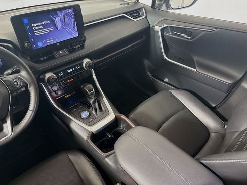 Used 2023 Toyota RAV4 Limited image 24