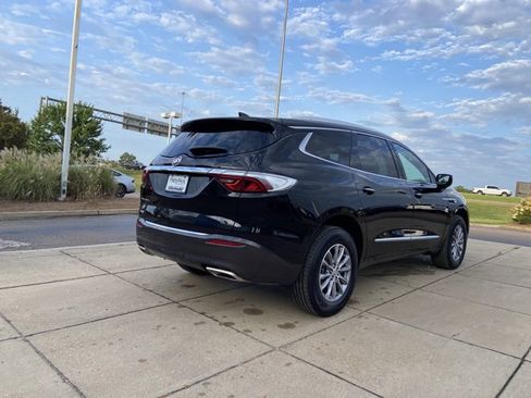 Used 2023 Buick Enclave Essence w/ LPO, Floor Liner Package FWD image 11