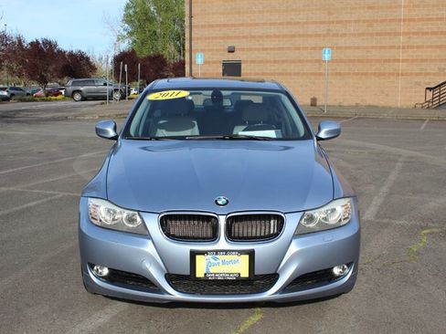 Used 2011 BMW 328i xDrive Sedan image 6