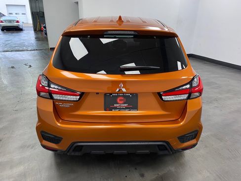 Used 2020 Mitsubishi Outlander Sport ES image 5