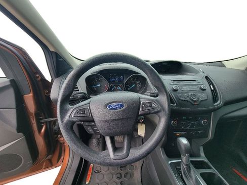 Used 2017 Ford Escape SE FWD image 13