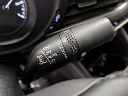 Certified 2020 MAZDA MAZDA3 AWD Sedan w/ Select Package image 19