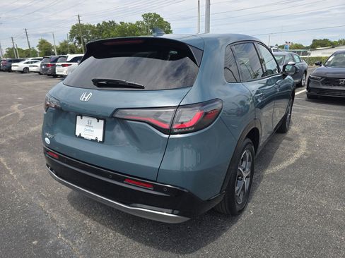 Certified 2024 Honda HR-V EX-L image 4