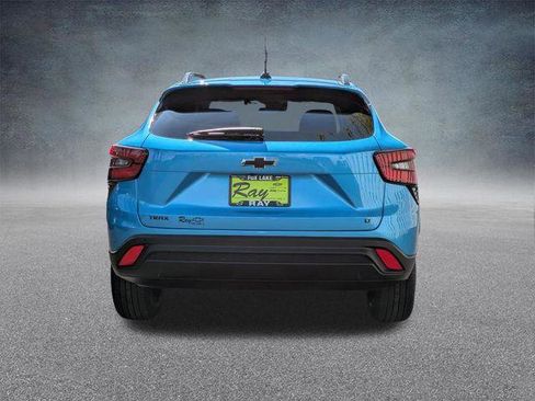 New 2026 Chevrolet Trax LT FWD image 5