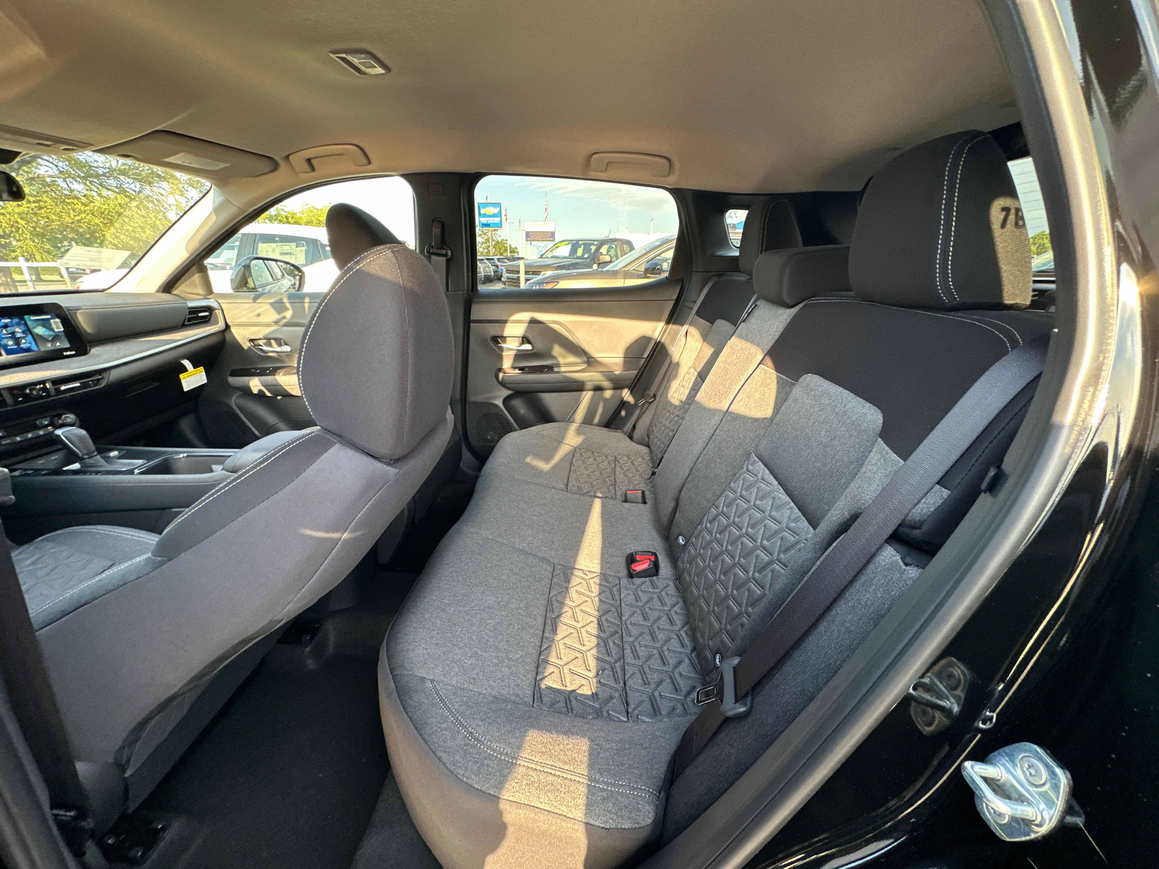 New 2027 Nissan Kicks SV AWD/4WD image 25