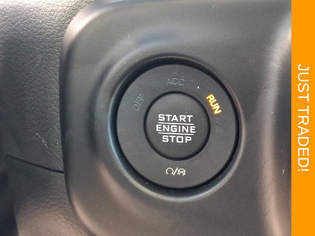 Used 2022 Jeep Wrangler Unlimited Sahara w/ Cold Weather Group AWD/4WD image 22