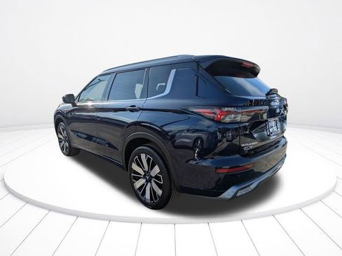New 2026 Mitsubishi Outlander SEL image 6