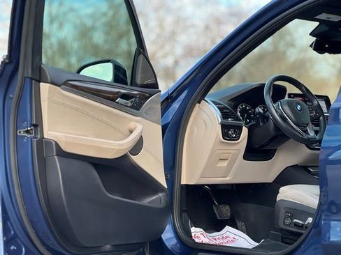 Used 2019 BMW X3 sDrive30i image 9