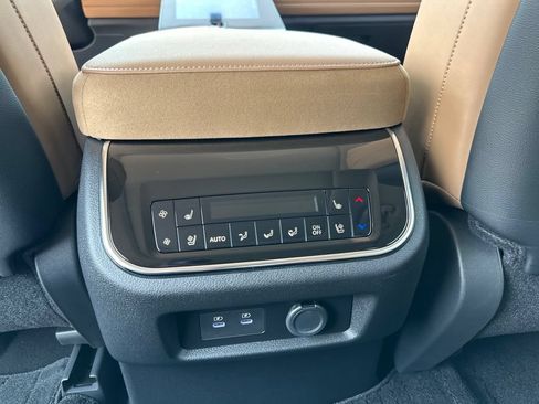 New 2027 INFINITI QX80 Luxe AWD/4WD image 33