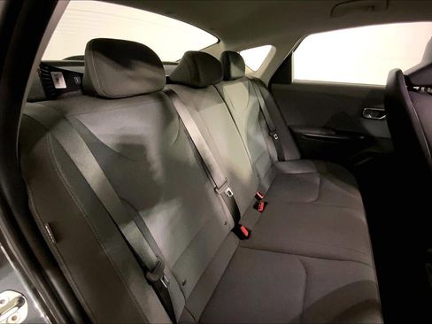 Used 2025 Kia K4 FWD image 22