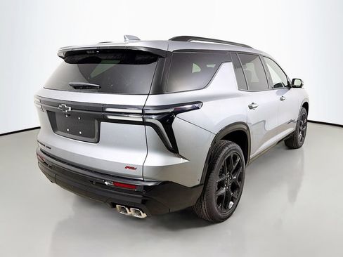 New 2026 Chevrolet Traverse RS w/ LPO, Floor Liner Package AWD/4WD image 5