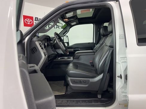 Used 2016 Ford F350 Lariat w/ Lariat Ultimate Package image 3