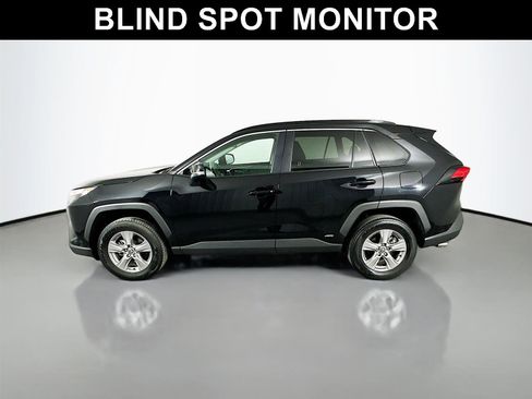 Certified 2025 Toyota RAV4 XLE image 4