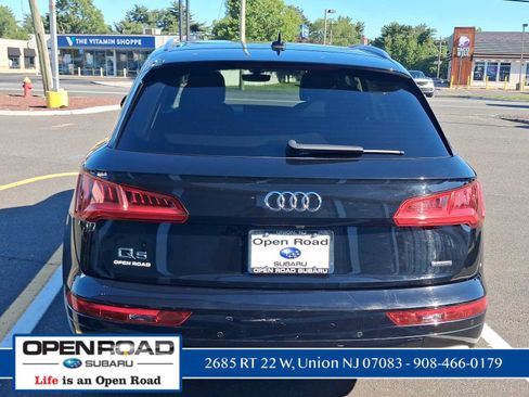 Used 2019 Audi Q5 2.0T Premium Plus w/ Premium Plus Package AWD/4WD image 8