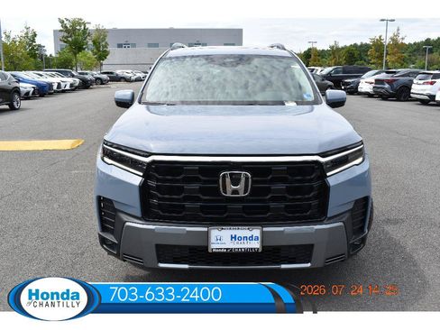 New 2026 Honda Pilot Elite image 2