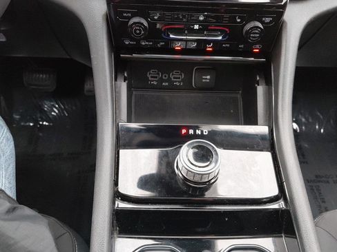 Used 2023 Jeep Grand Cherokee Laredo w/ Luxury Tech Group I image 51