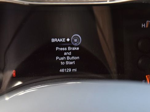 Used 2021 Jeep Grand Cherokee Overland RWD image 7