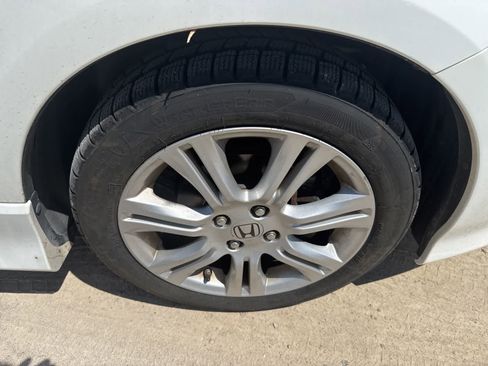 Used 2010 Honda Fit Sport image 5