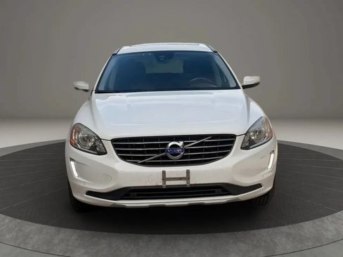 Used 2016 Volvo XC60 T5 Premier AWD/4WD image 1
