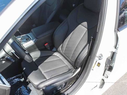 Used 2026 BMW 330i Sedan w/ M Sport Package RWD image 24