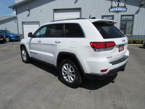 Used 2021 Jeep Grand Cherokee Laredo AWD/4WD image 4